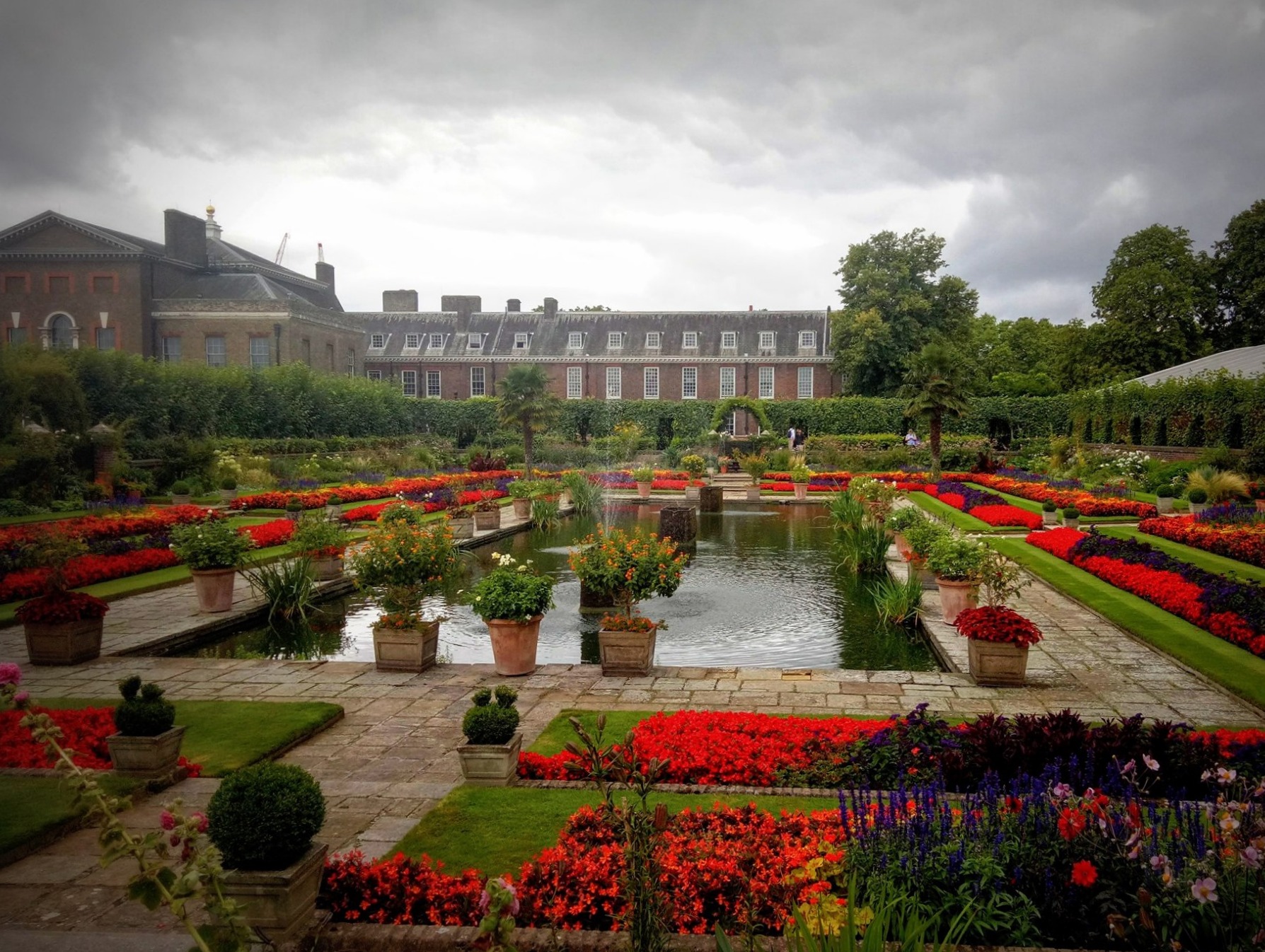 Here's the Reason Princess Diana's Garden in Kensington Palace Has